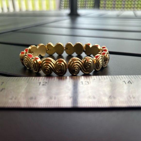 Rare, Authentic 18k Gold Tiffany & Co. Bracelet - Picture 13 of 17